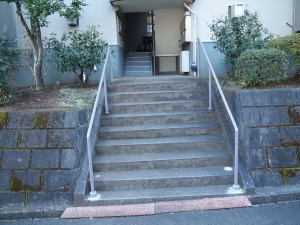 danchi-entrance